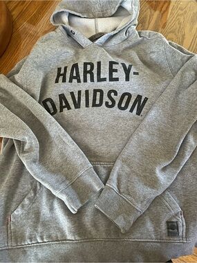 Harley-Davidson Men’s Gray Crewneck Hoodie with Black Logo